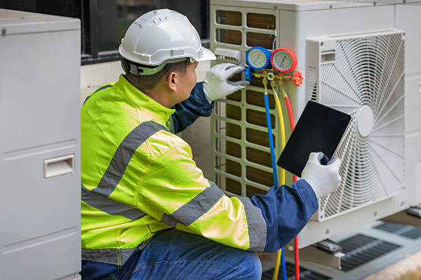 Professional Hvac Installation technician working in Troy, AL